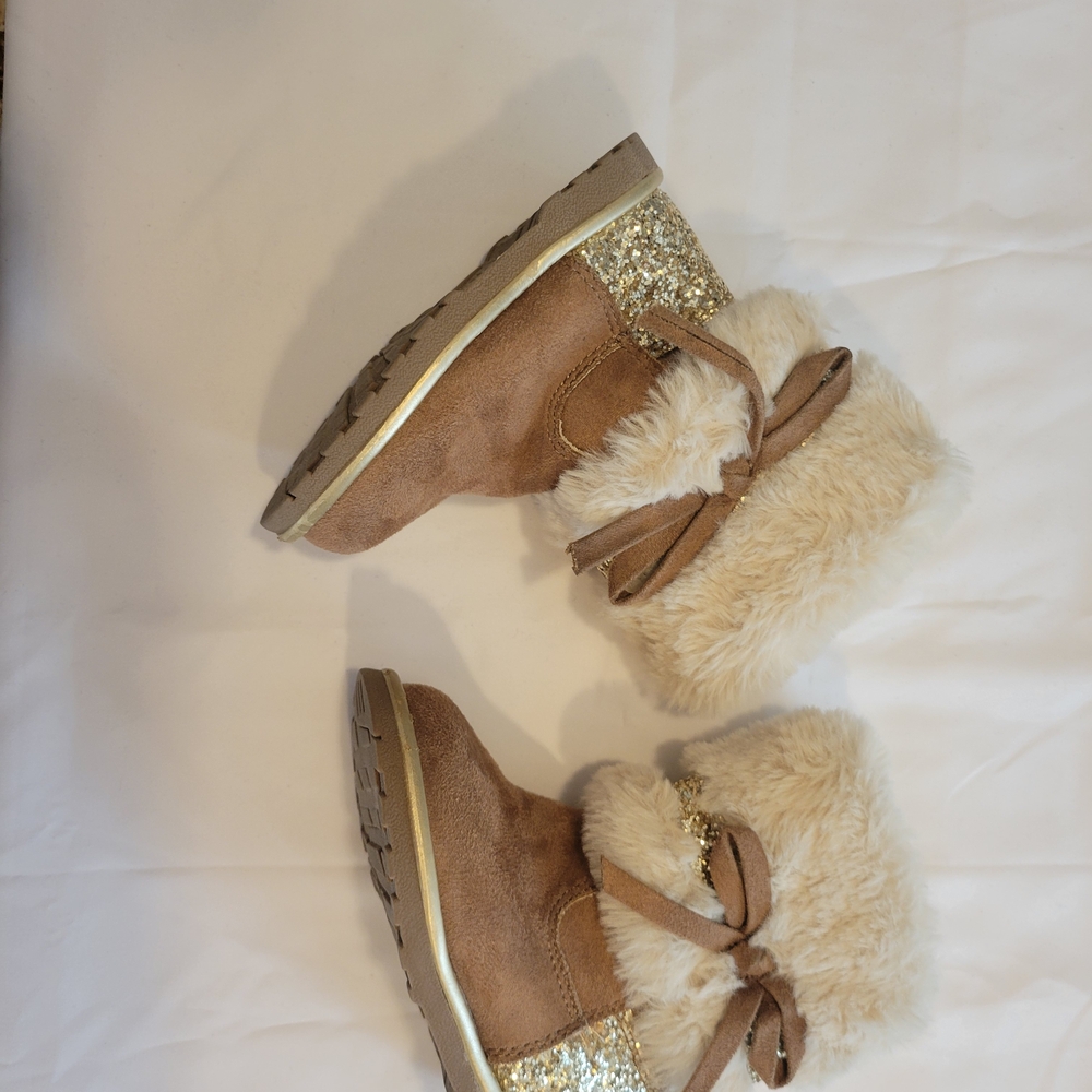 Baby Size - Faux Fur and Glitter Ankle Boots - Size 6m